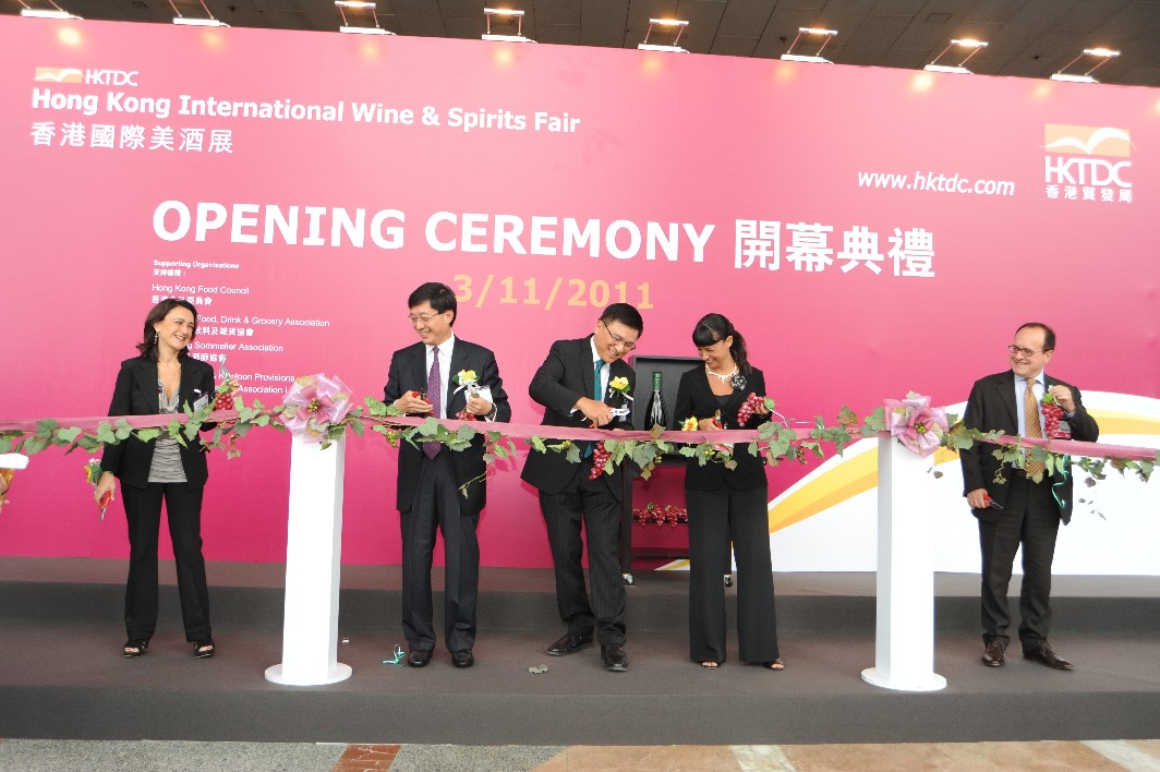 Hong Kong Wine & Spirits Fair Opens as Asia's Largest