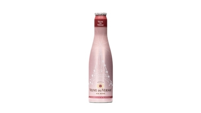 A pink aluminum bottle of the 250ml format of Veuve du Vernay Ice Rosé.