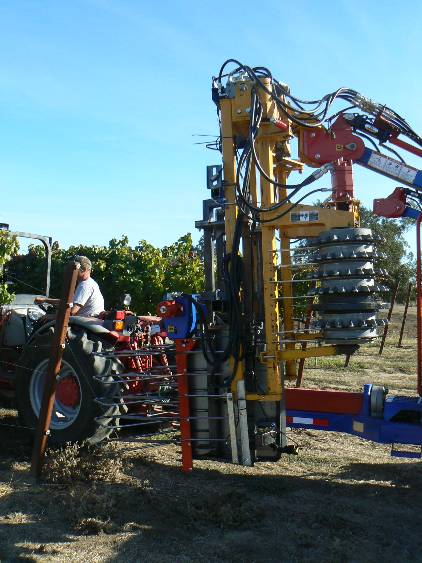 New Automatic Mechanical Grapevine Pruner Tested at UC Davis