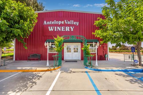 Antelope Valley Winery and Tasting Room