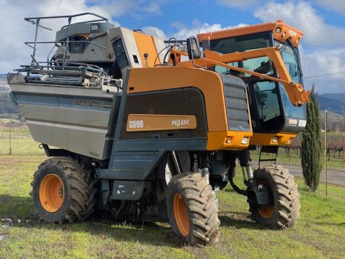 2009 Pellenc 8590 Harvester with selective process