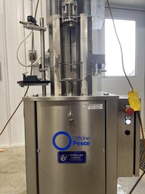 SEMI-AUTOMATIC SCREW CAPPER- Criveller