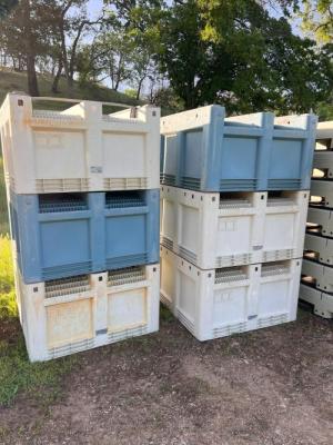 Harvest Macro Bins