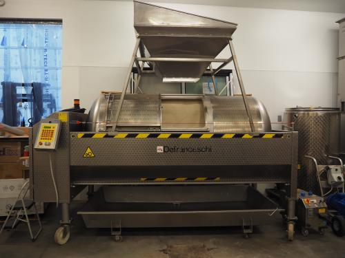 Defranchessi Bladder Press 23HL with hopper & More