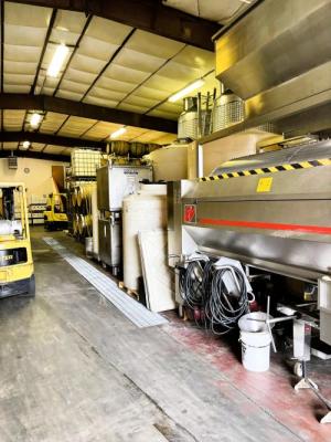 Iconic Oregon Custom Crush Winery & Tasting Room