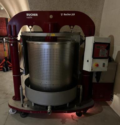 Bucher JLB5 Basket Press + 3 Baskets