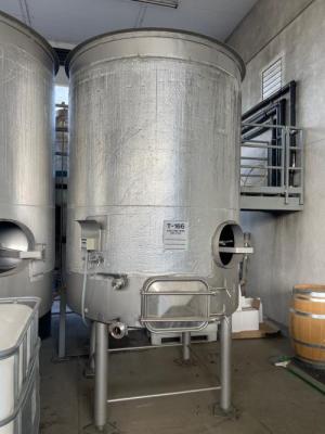 64 Closed Tops: 550 to 2000 Gallons