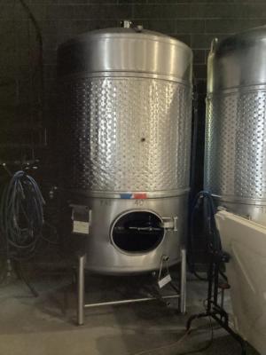 64 Closed Tops: 550 to 2000 Gallons