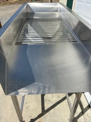 Shaker/<wbr> MOG separator  table P&L Specialties 'LT'
