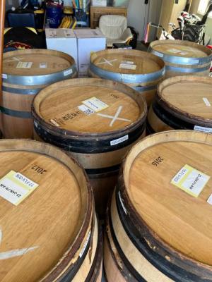 Used (twice) French oak and neutral barrels
