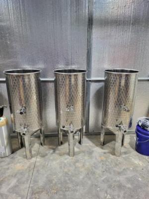 Small Stainless Steel Wine Tanks