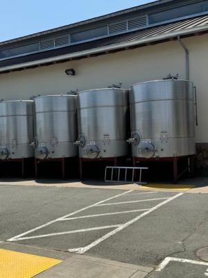 2500 gallon Santa rosa stainless fermenters