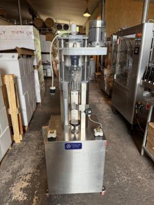 Semiautomatic Screw Capper