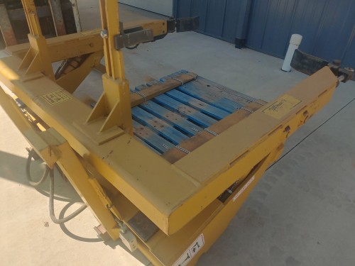 Liftmaster LM448H Bin Dumper