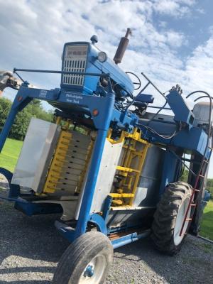 Chisholm Ryder Grape Harvester