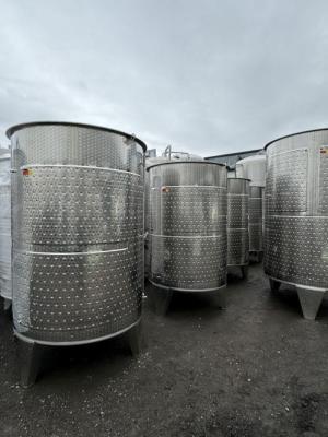 (7) available - Letina 4900L /<wbr>1300Gal Jktd VC Tank