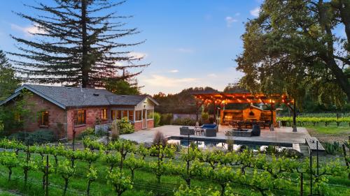 Howell Mountain Estate with Winery Permit