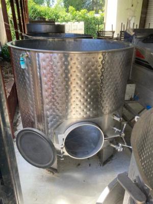 2 - Ton Stainless Fermentation Tanks