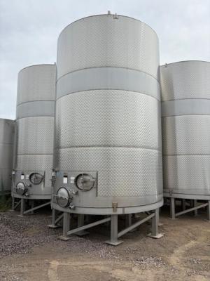 Stainless/<wbr>steel tanks