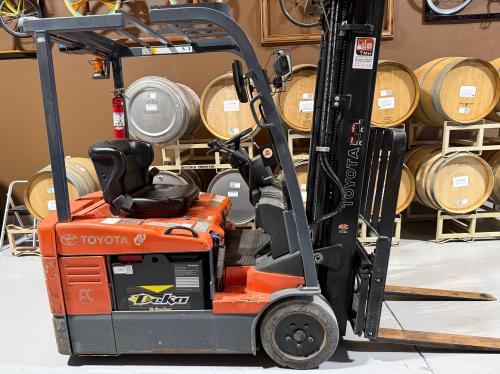Toyota Electric Forklift